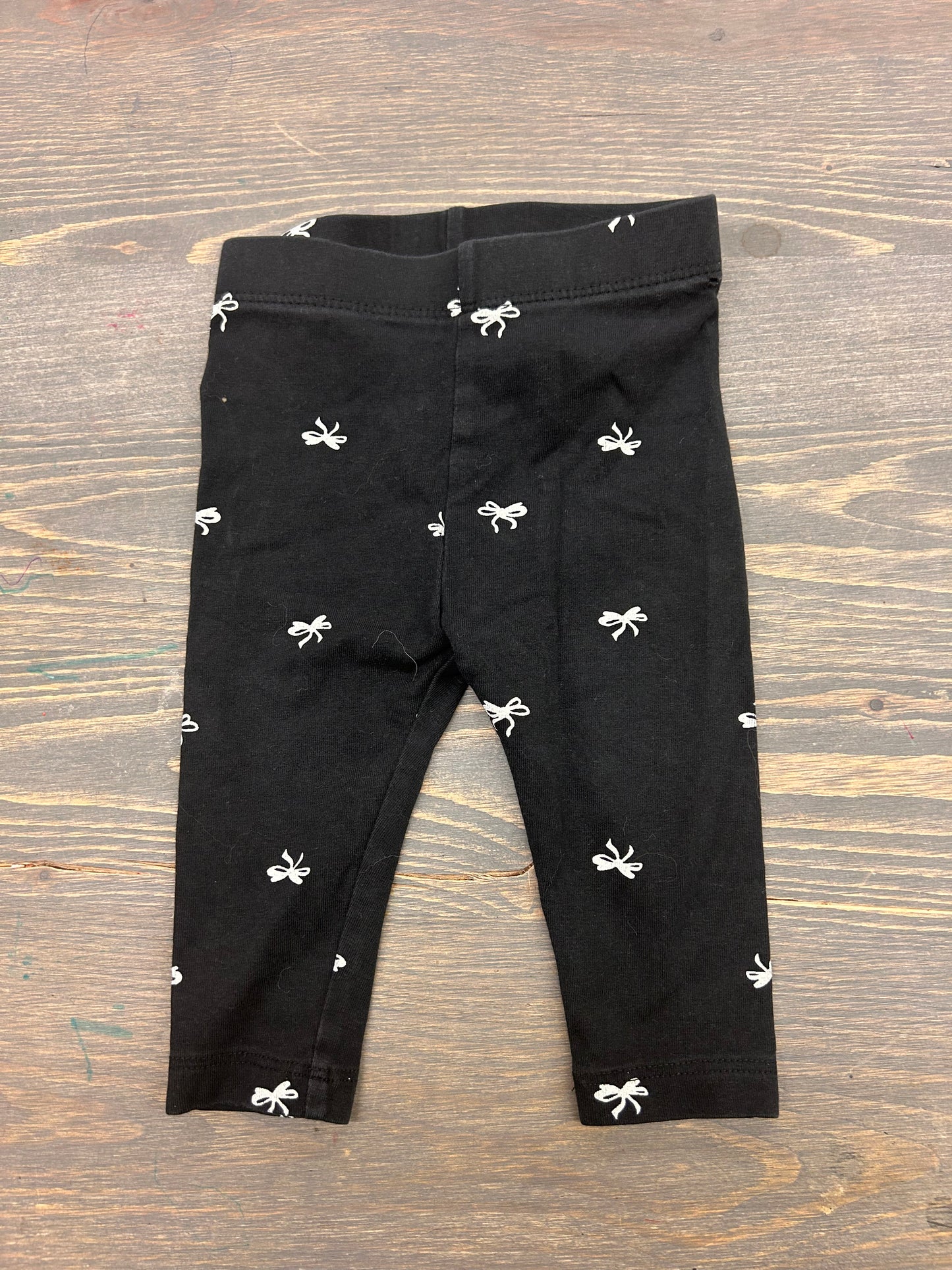 Joe fresh 3/6m black bow leggings