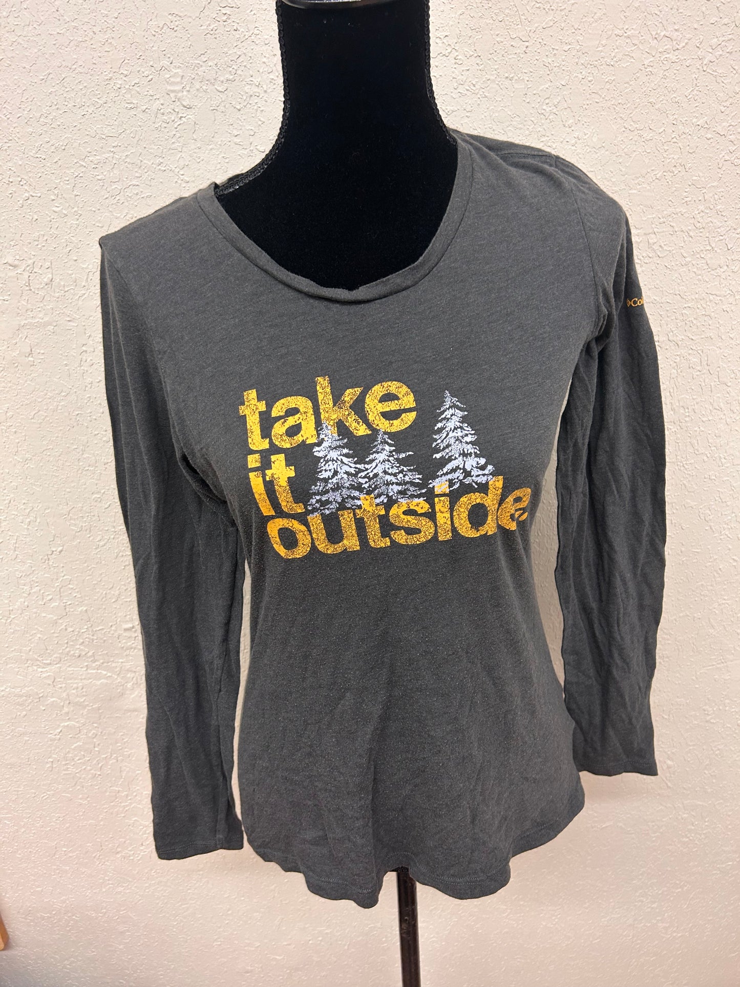 Columbia medium take it outside long sleeve top