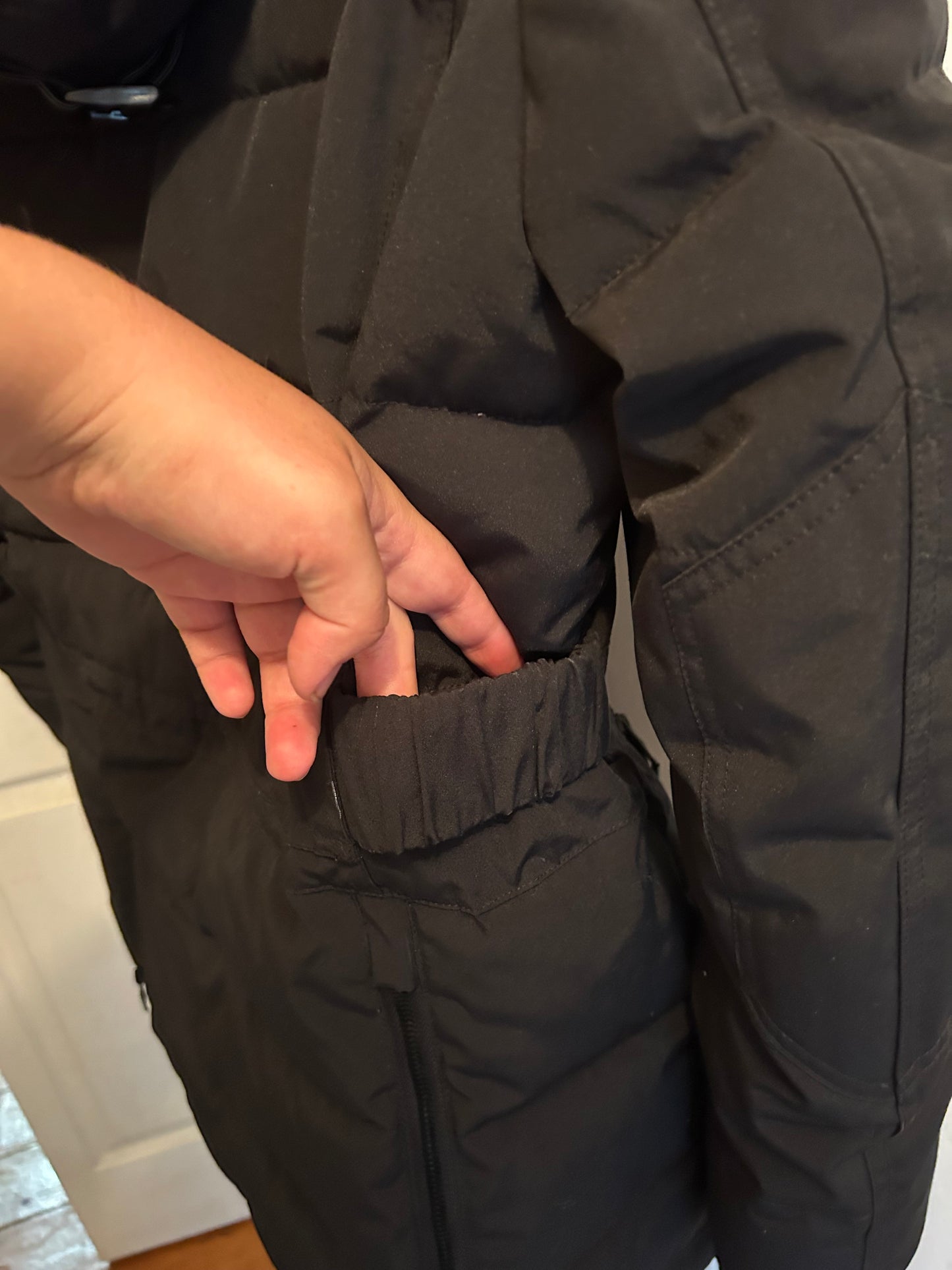 Guess xl black winter jacket