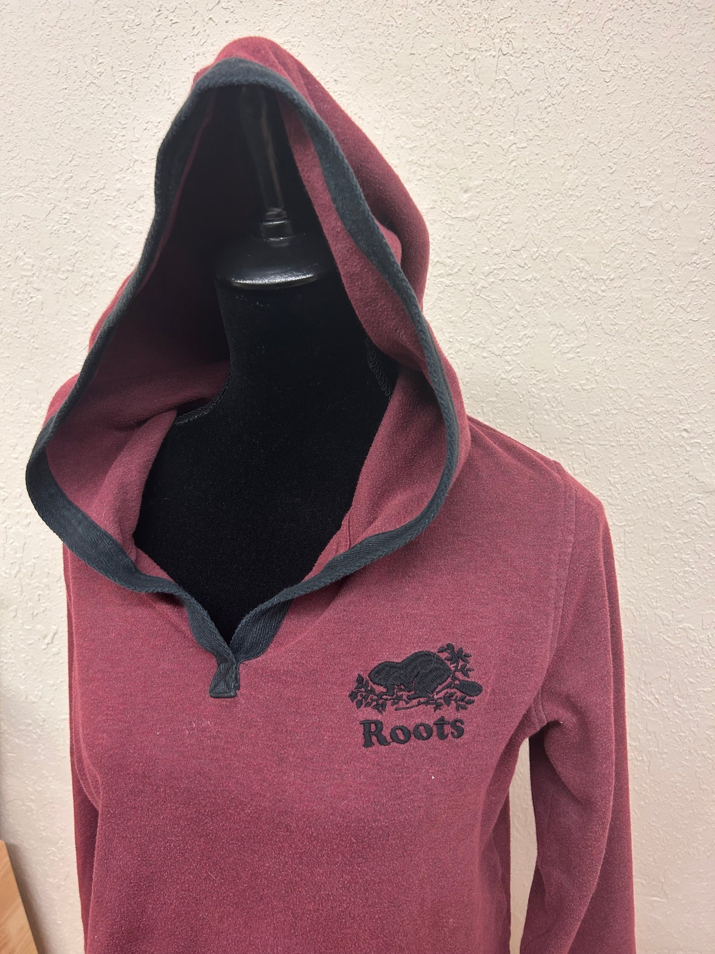 Roots sweater small red hoodie