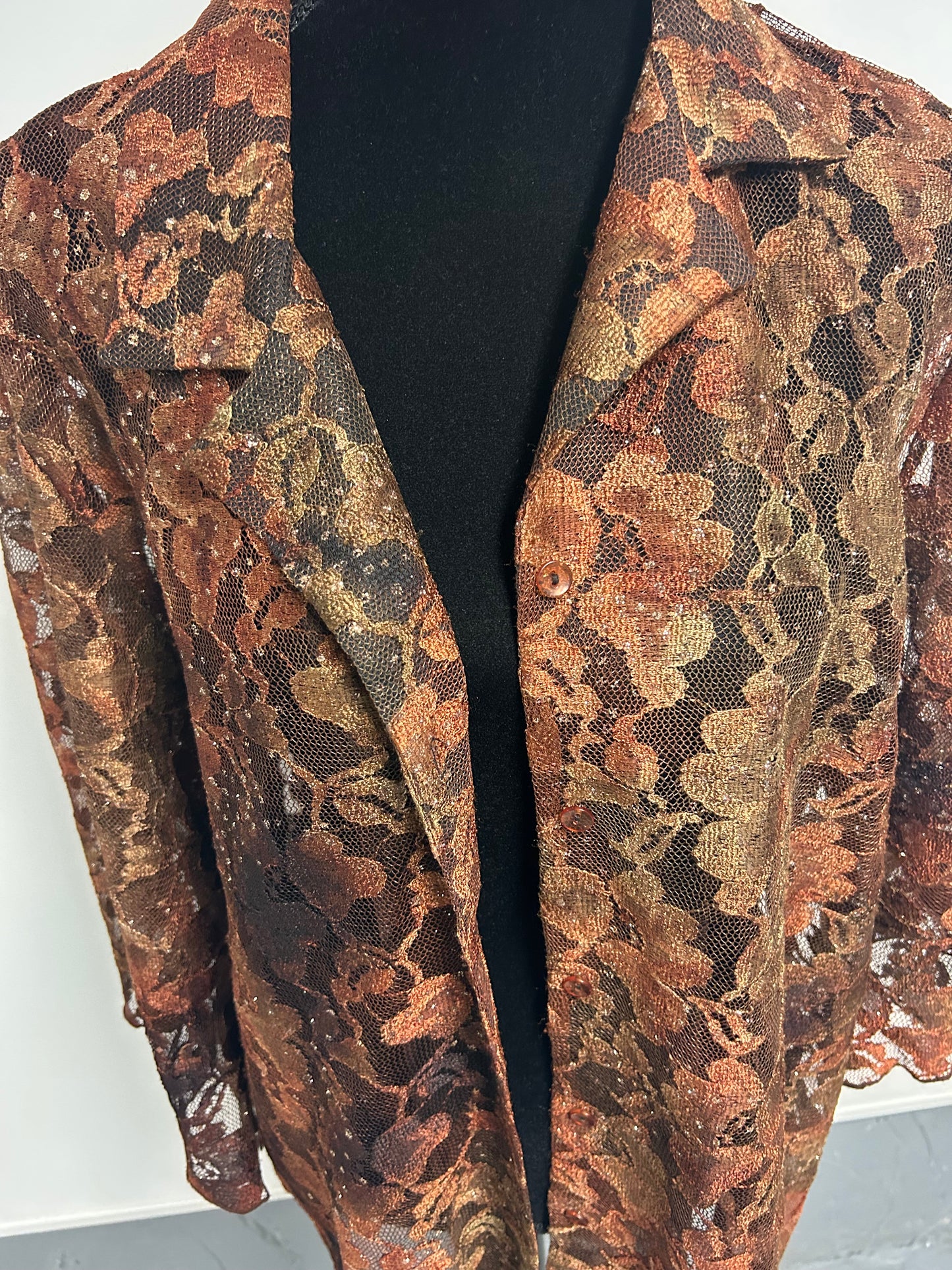 Brooke Chapman 20 brown lace kimono