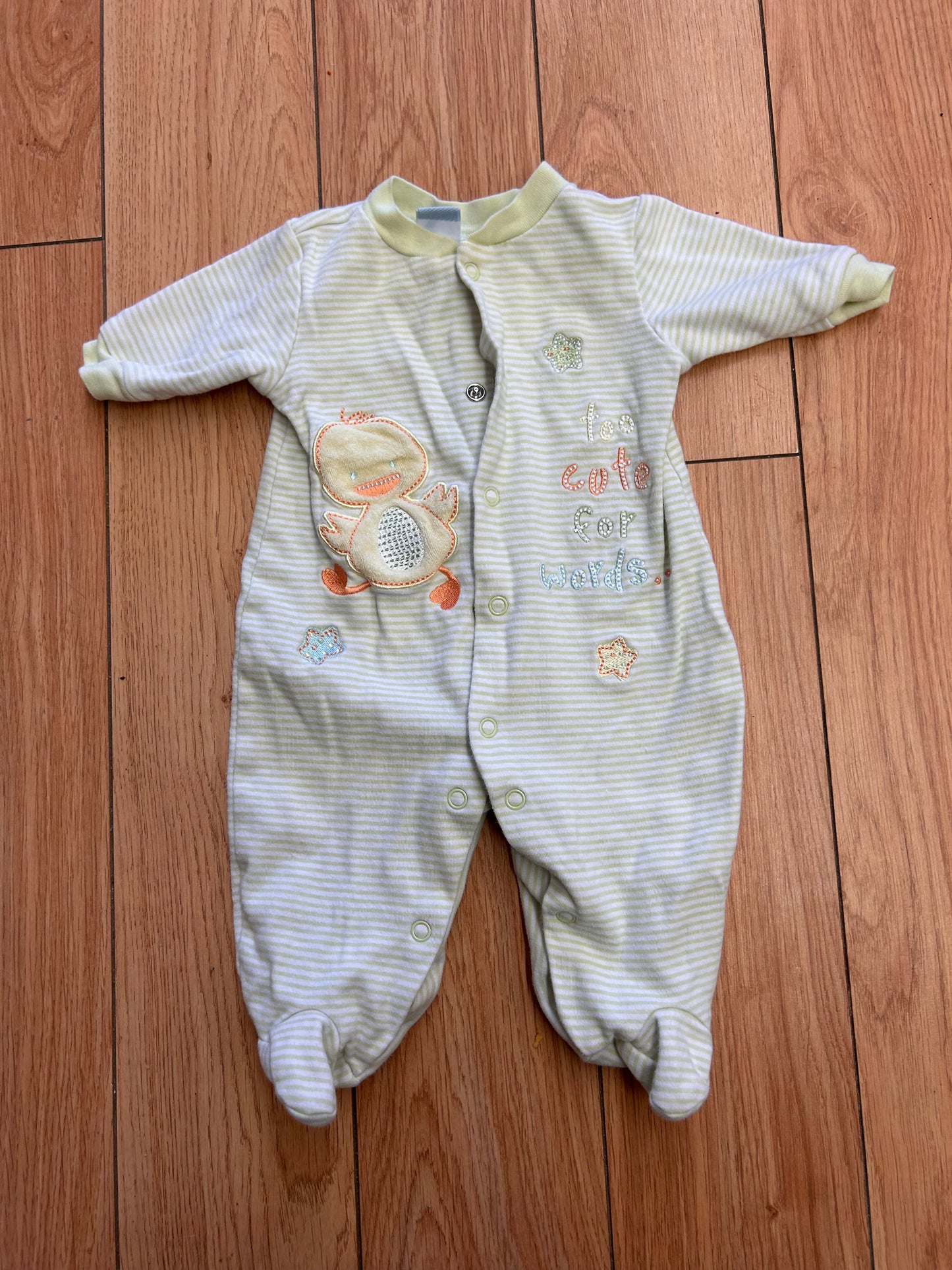 Vintage baby V 3/6m yellow duck sleeper