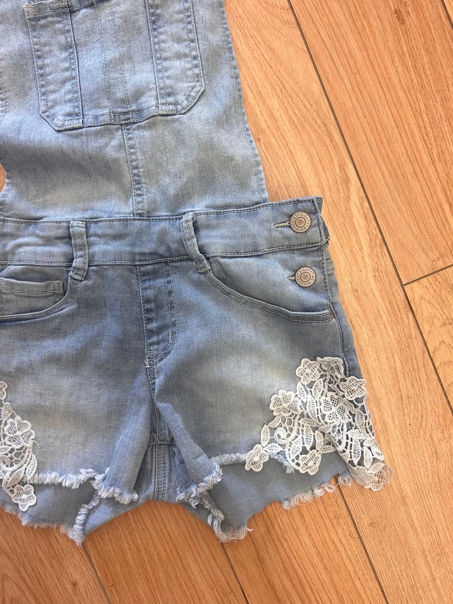 Ardene eighty-two 1 light wash denim lace overalls