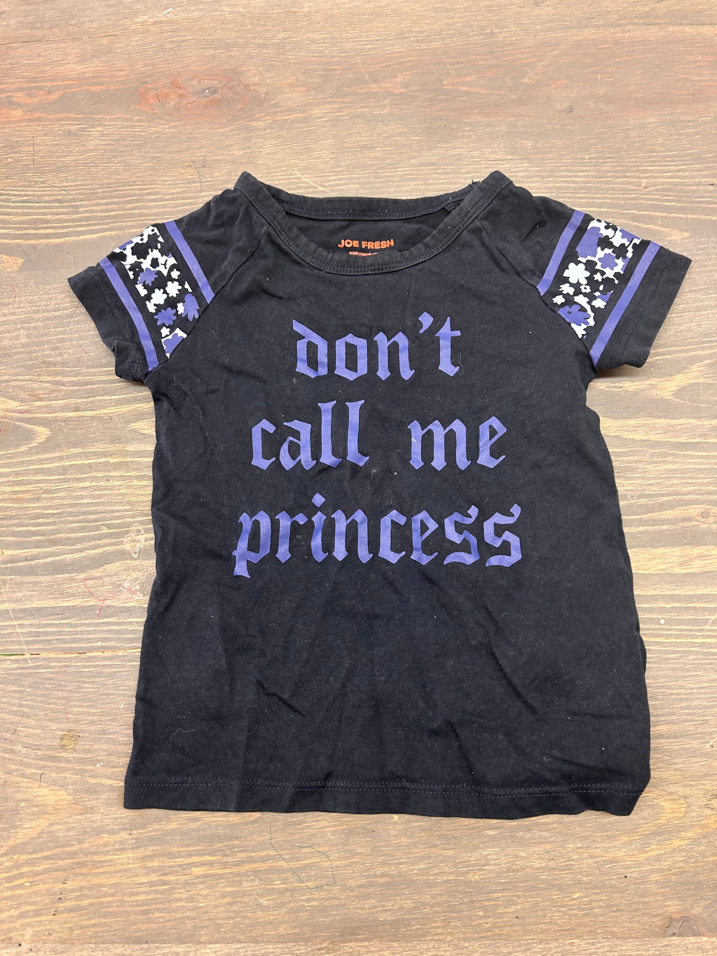 Joe fresh 2t princess tshirt