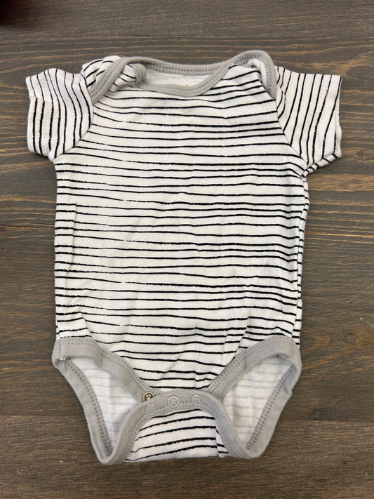 Chick pea 3/6m black striped onesie