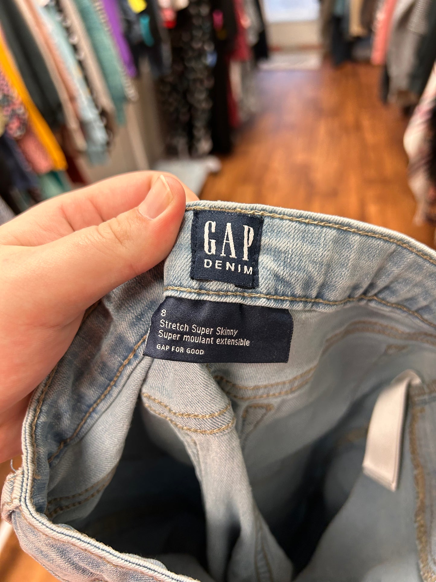 Gap 8 light wash skinny Jeans