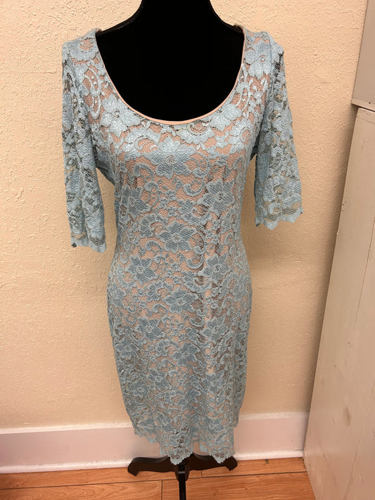 Belle badgley mischka 12 blue lace semi formal dress