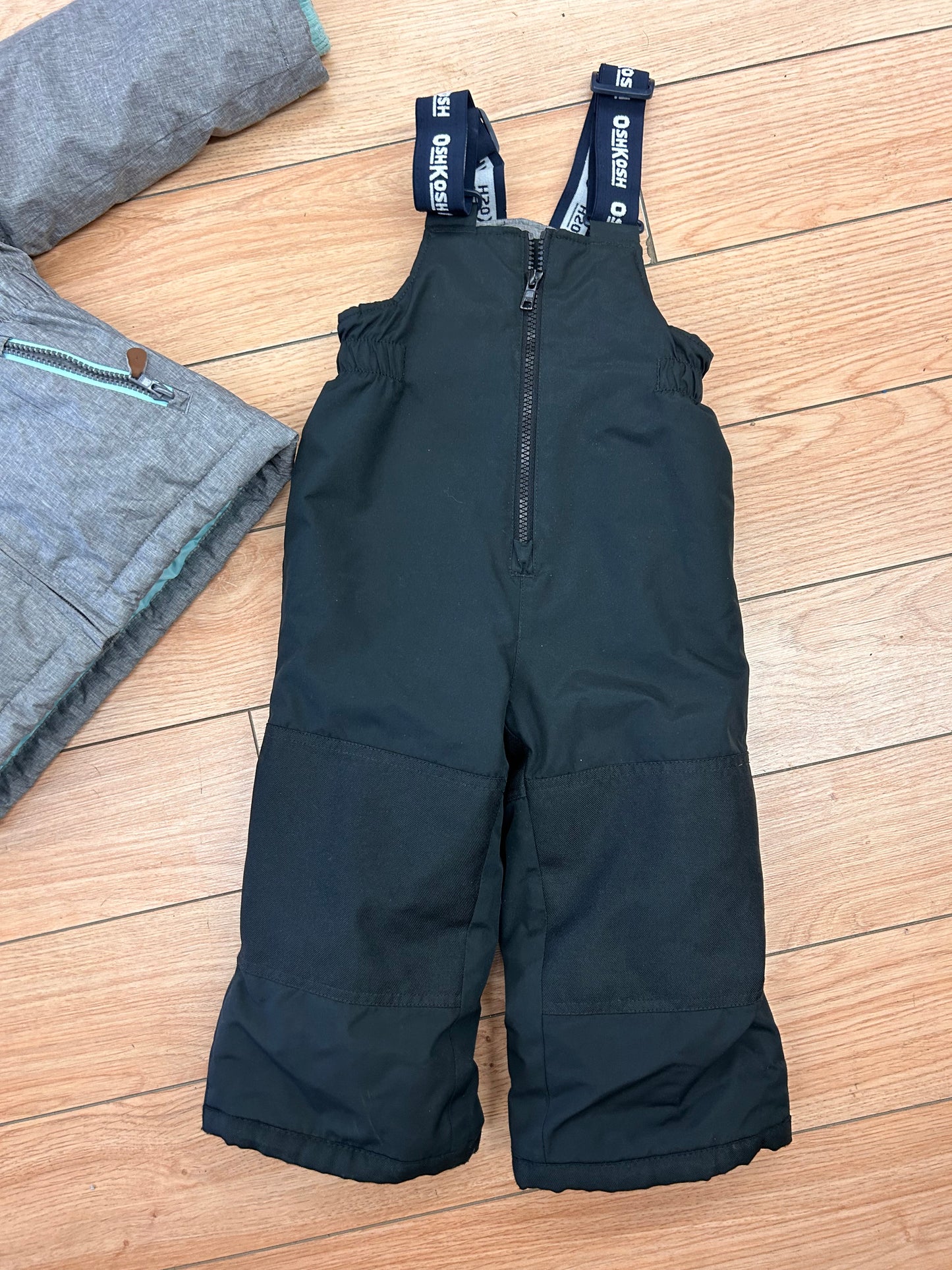 Oshkosh 2t grey snowsuit