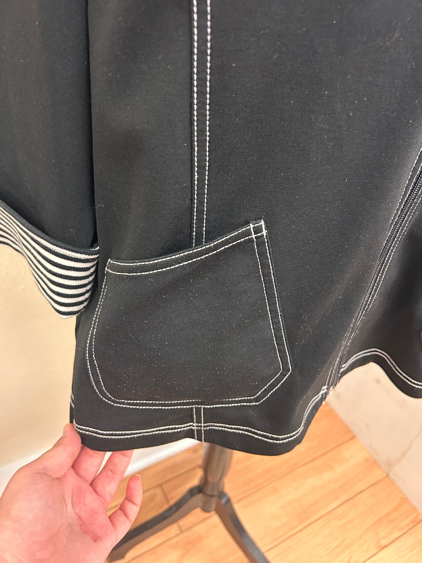 Alia xl black zip up blazer