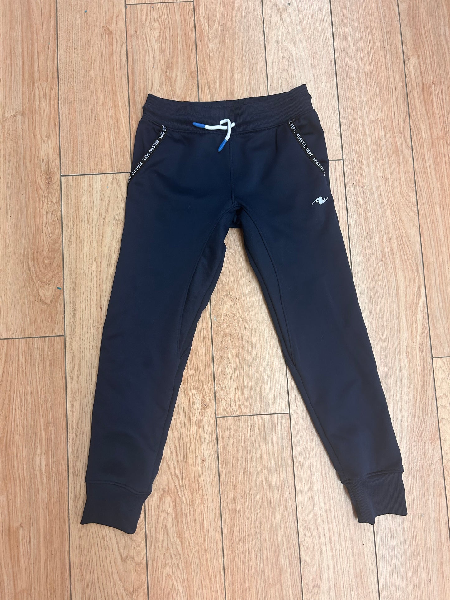 Athletic works 7/8 navy joggers