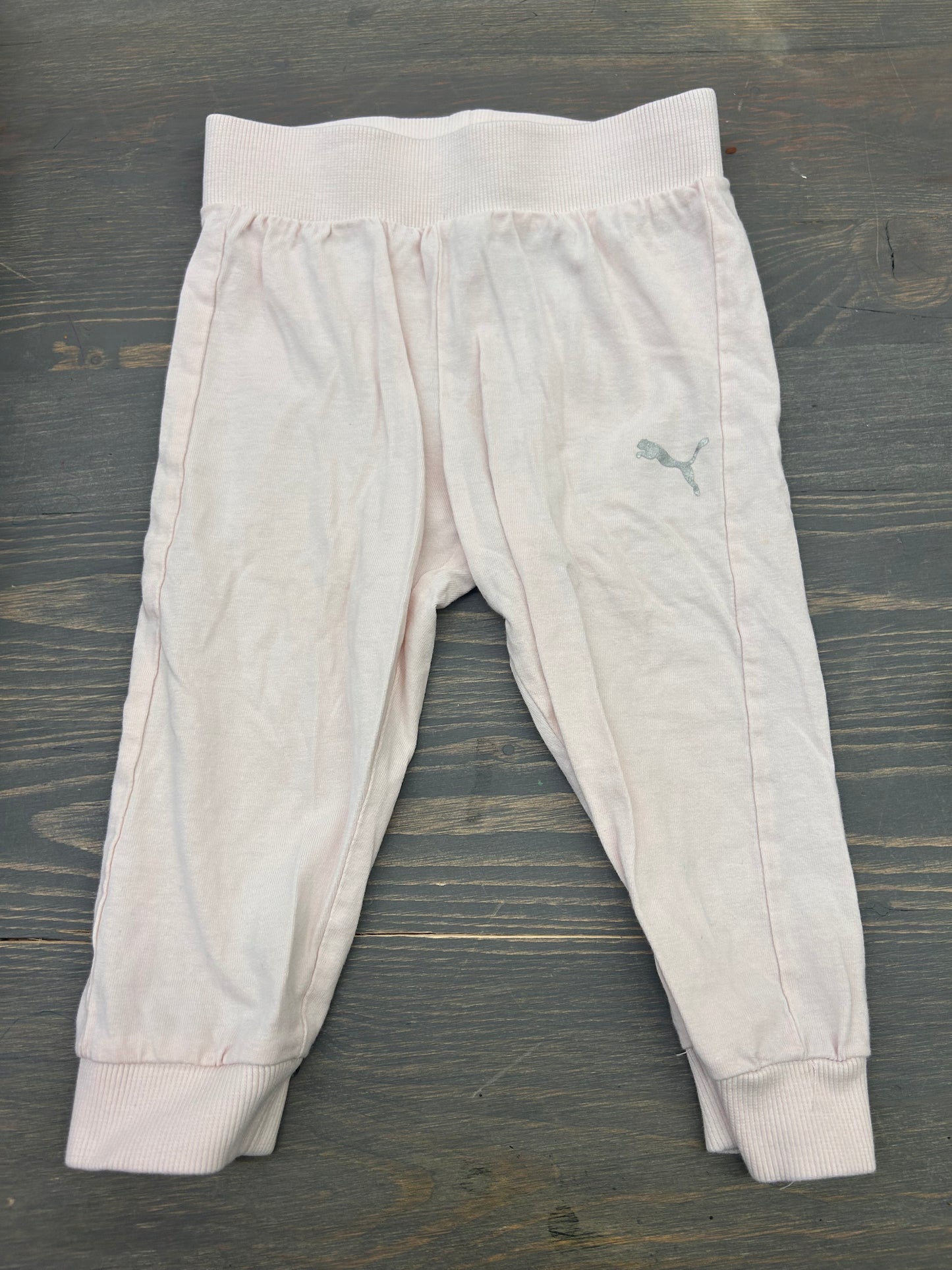 Puma 24m light pink joggers