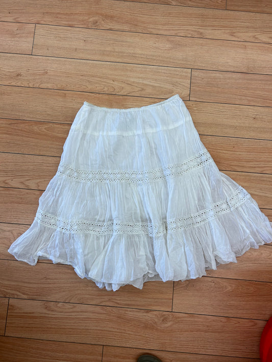 Suzy sheir medium white crochet linen aline skirt