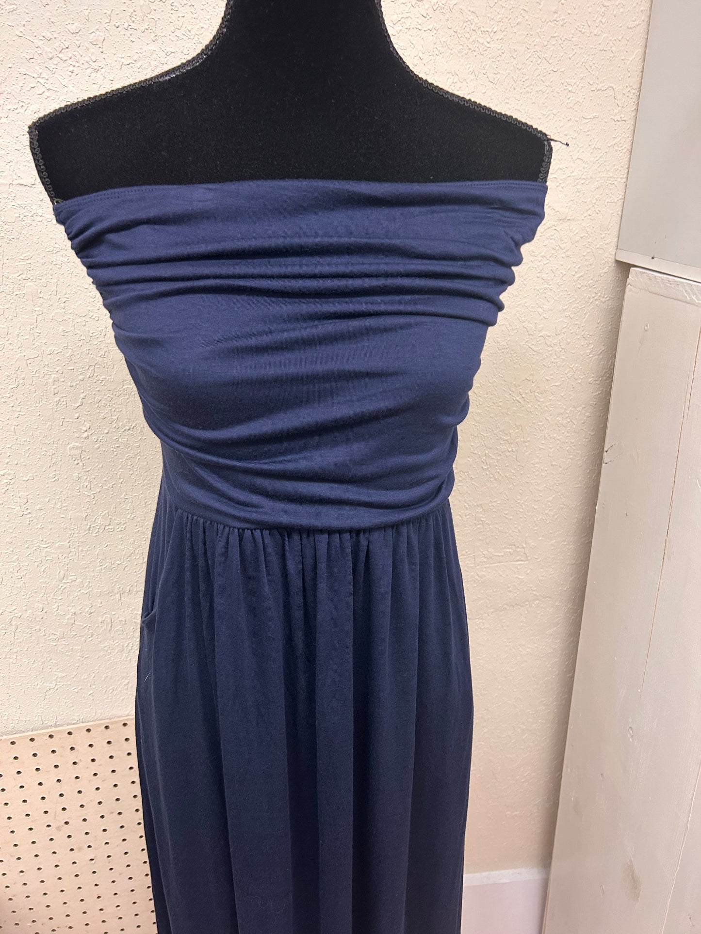 NEW silver icing Zenana outfitters medium navy blue strapless maxi dress