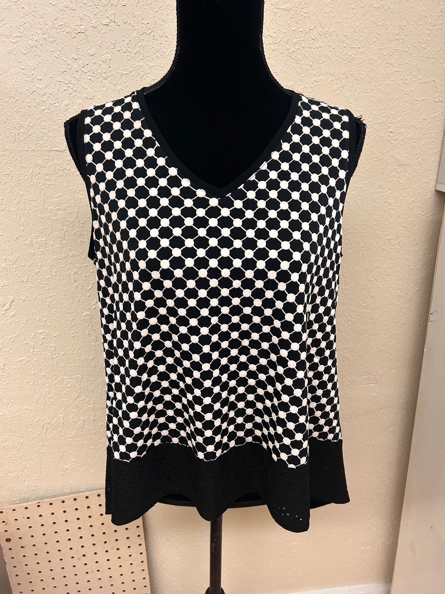 Joseph ribkoff 12 black & white polka dot open back blouse