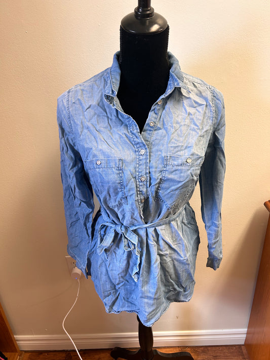 H&M small long sleeve denim blouse