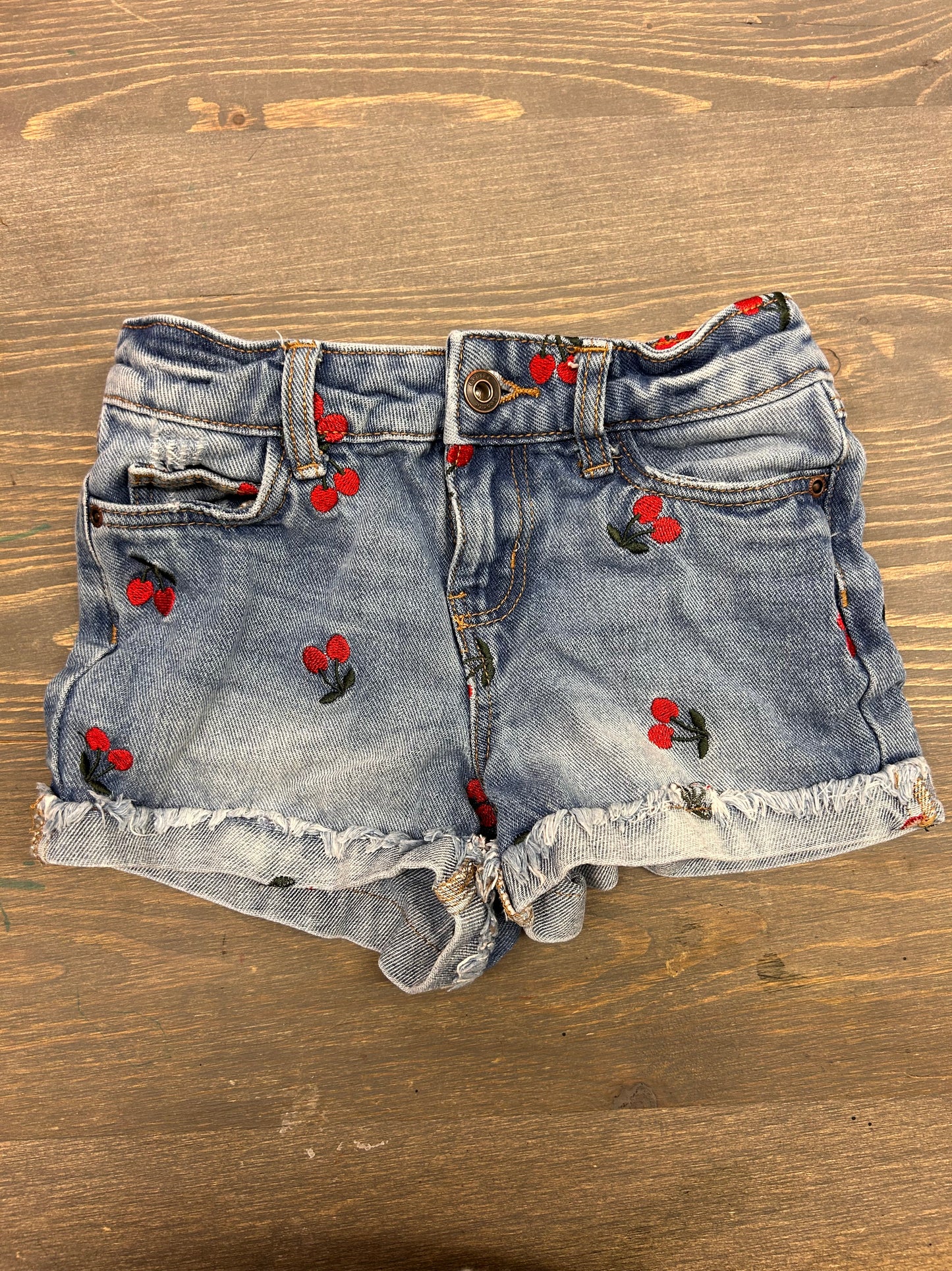 George 6 Cherry shorts