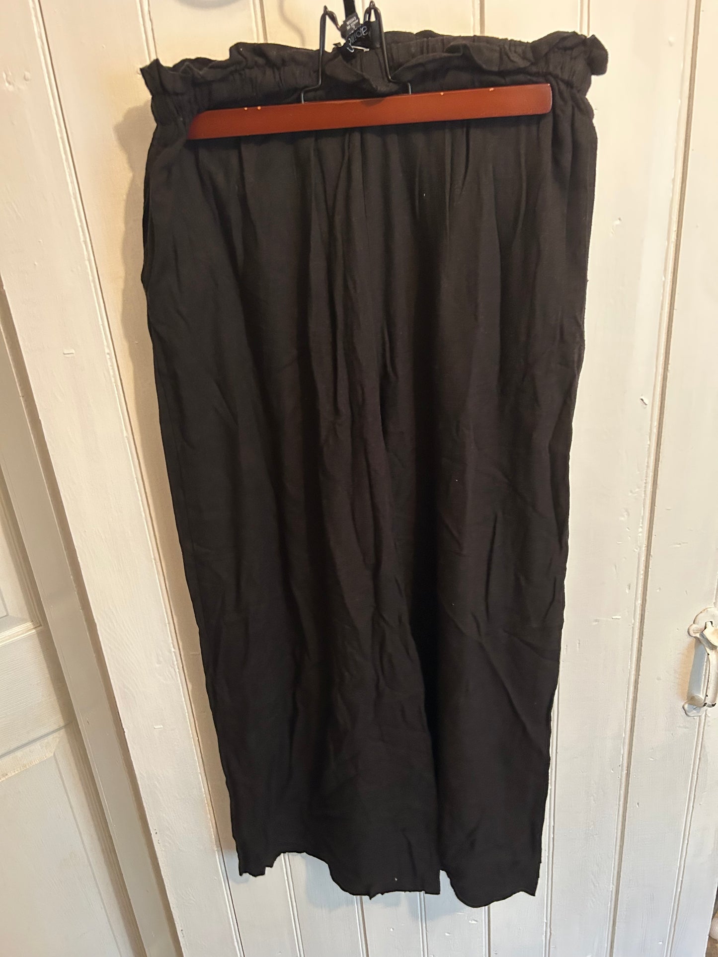 Papillion large black flowy wide leg pants