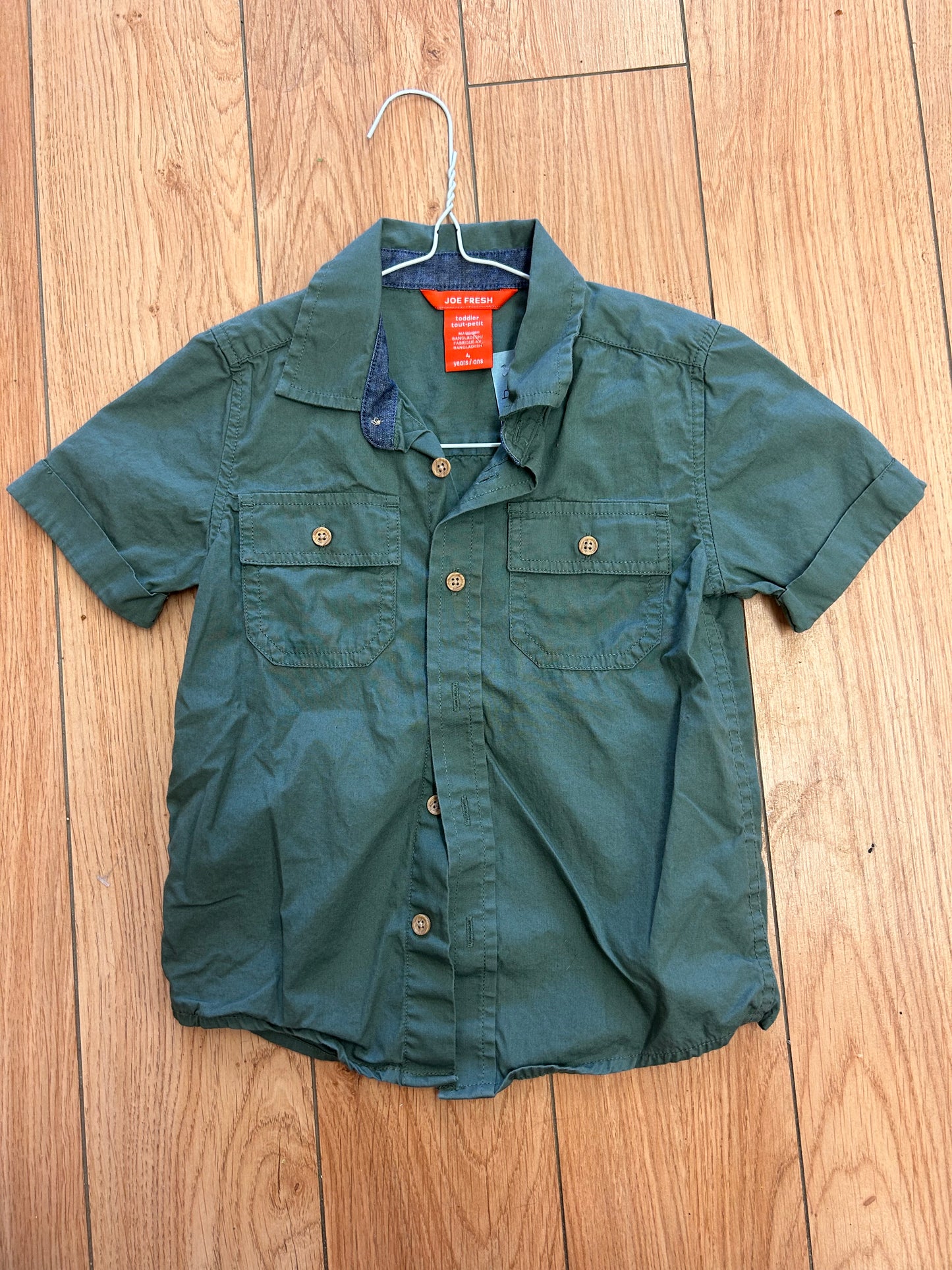 Joe fresh 4 green button up shirt