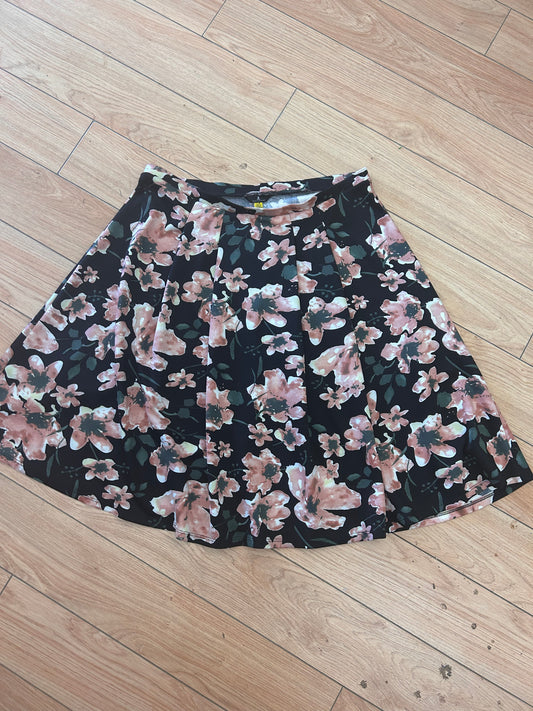 Jules & leopard large black & pink floral skirt