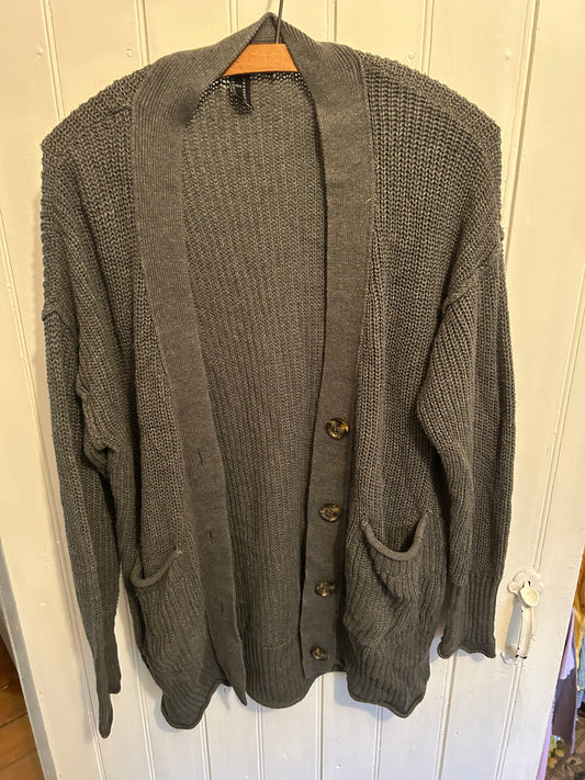 Forever 21 medium grey knit cardigan