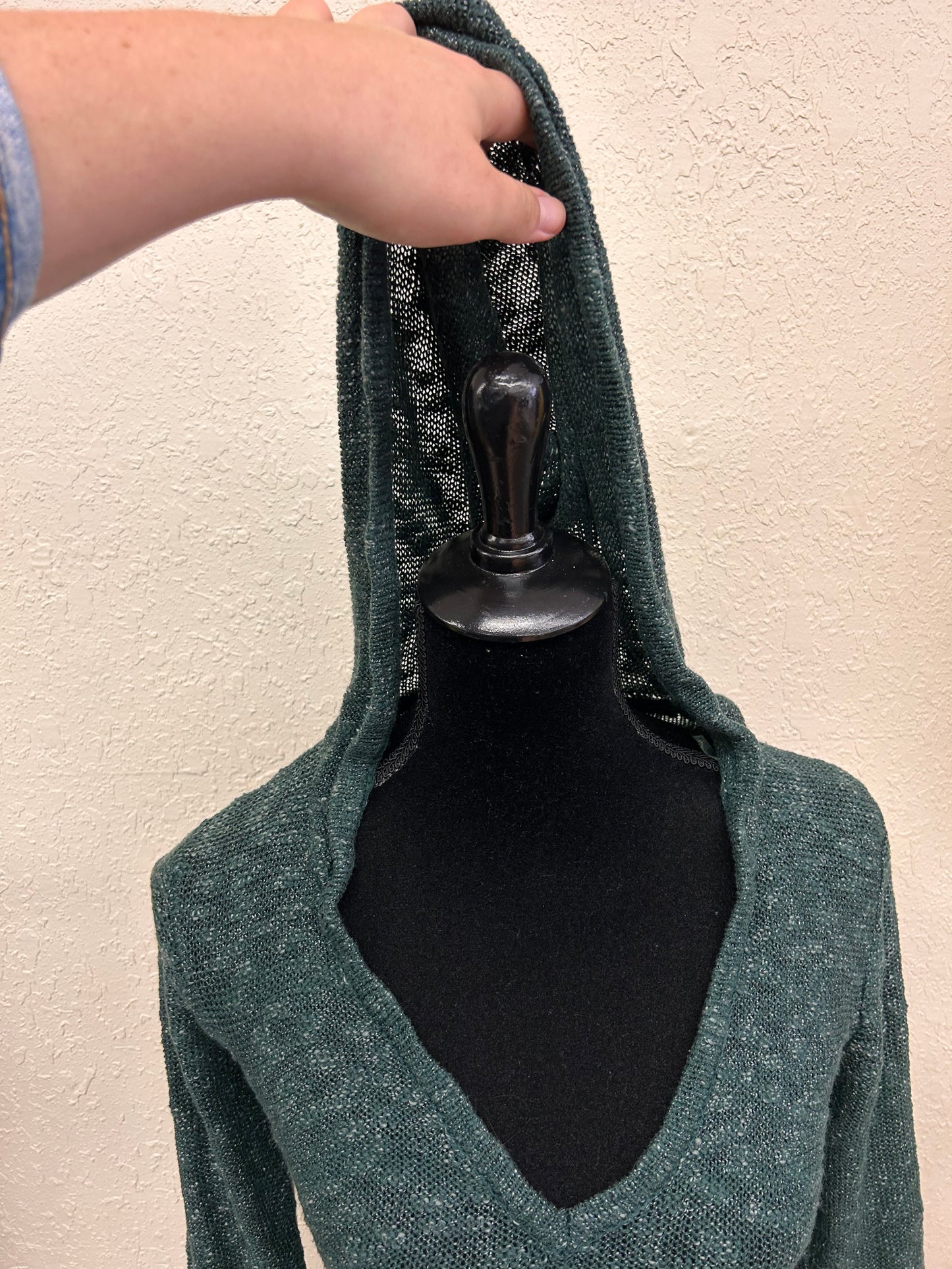 Firefly small green vneck hooded lightweight sweater