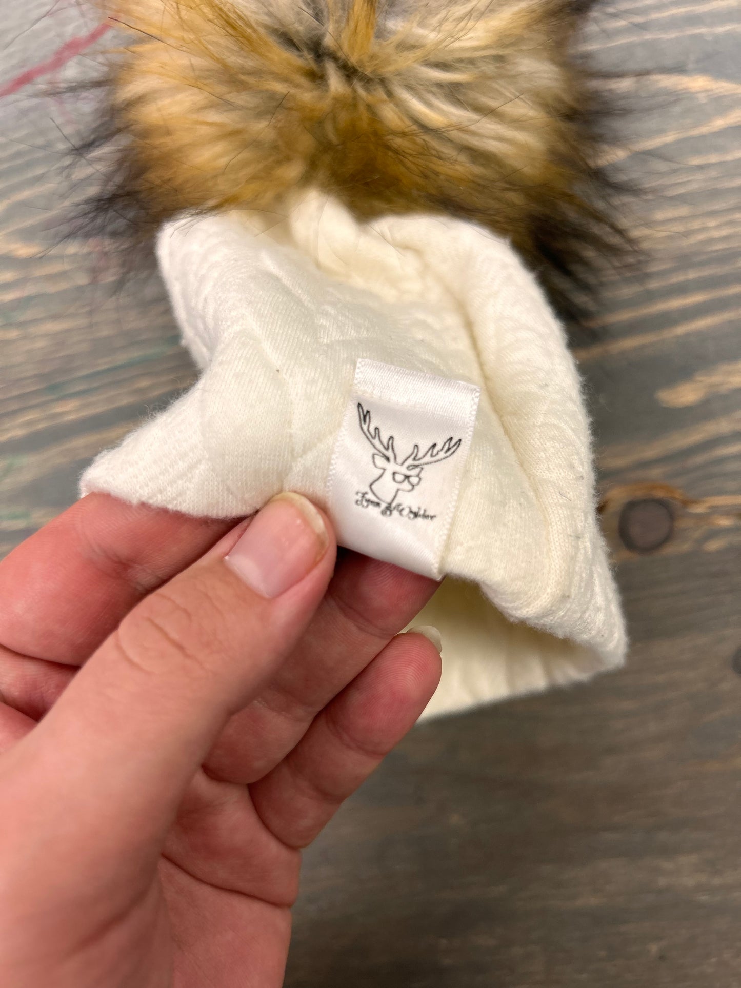 Fynn & wilder Infant white Pom hat