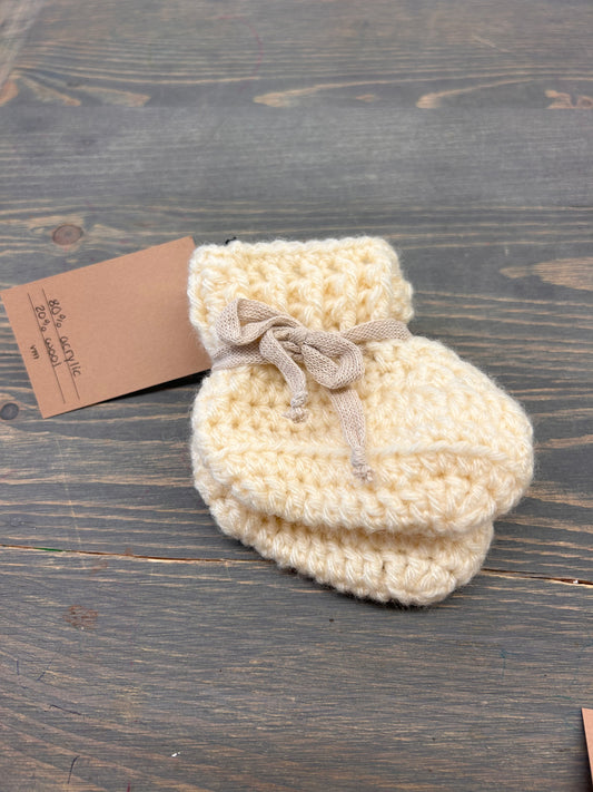 0/6m crochet sock booties