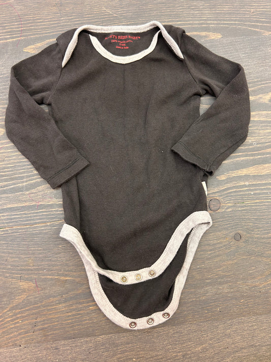 Burt’s bee 6/9m grey onesie