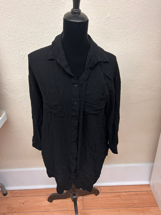 Gentle fawn large black sheer button down tunic