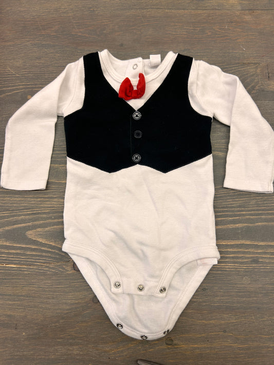 Petit Lem baby 9m suit onesie