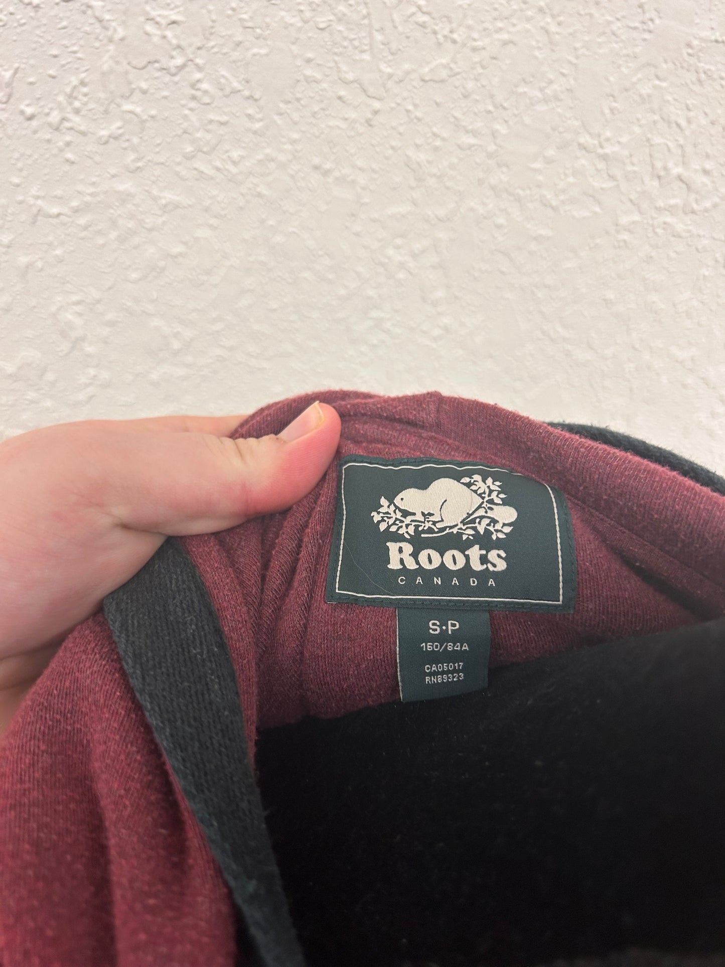 Roots sweater small red hoodie