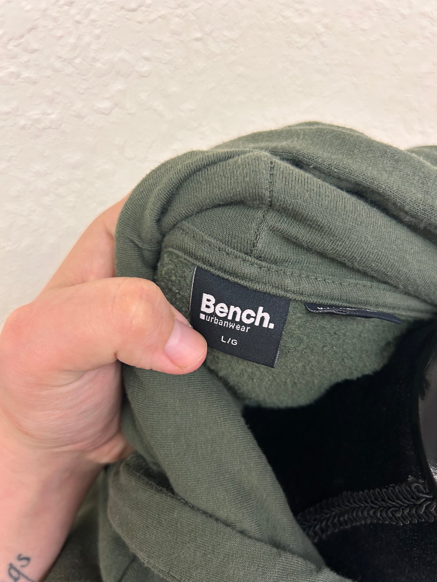 Bench men’s large green hoodie