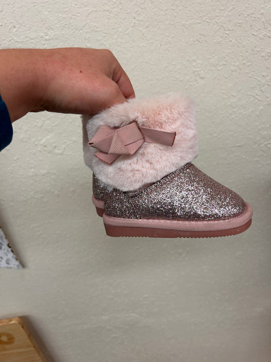 Joe fresh 5 pink glitter ugg boots