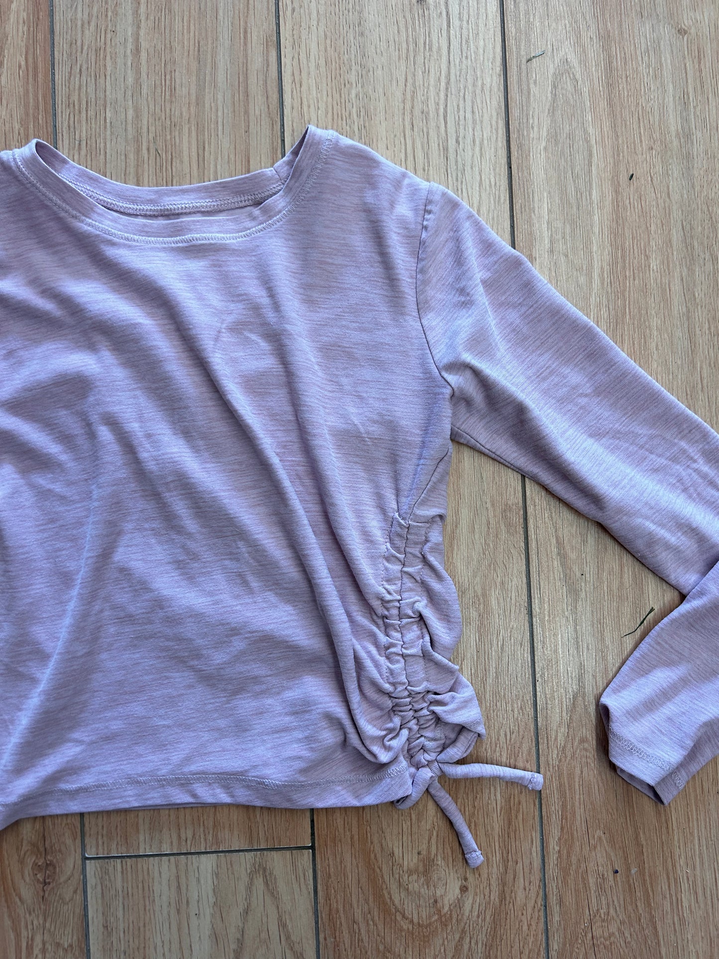 Old navy active 6/7 pink long sleeve scrunched cropped top