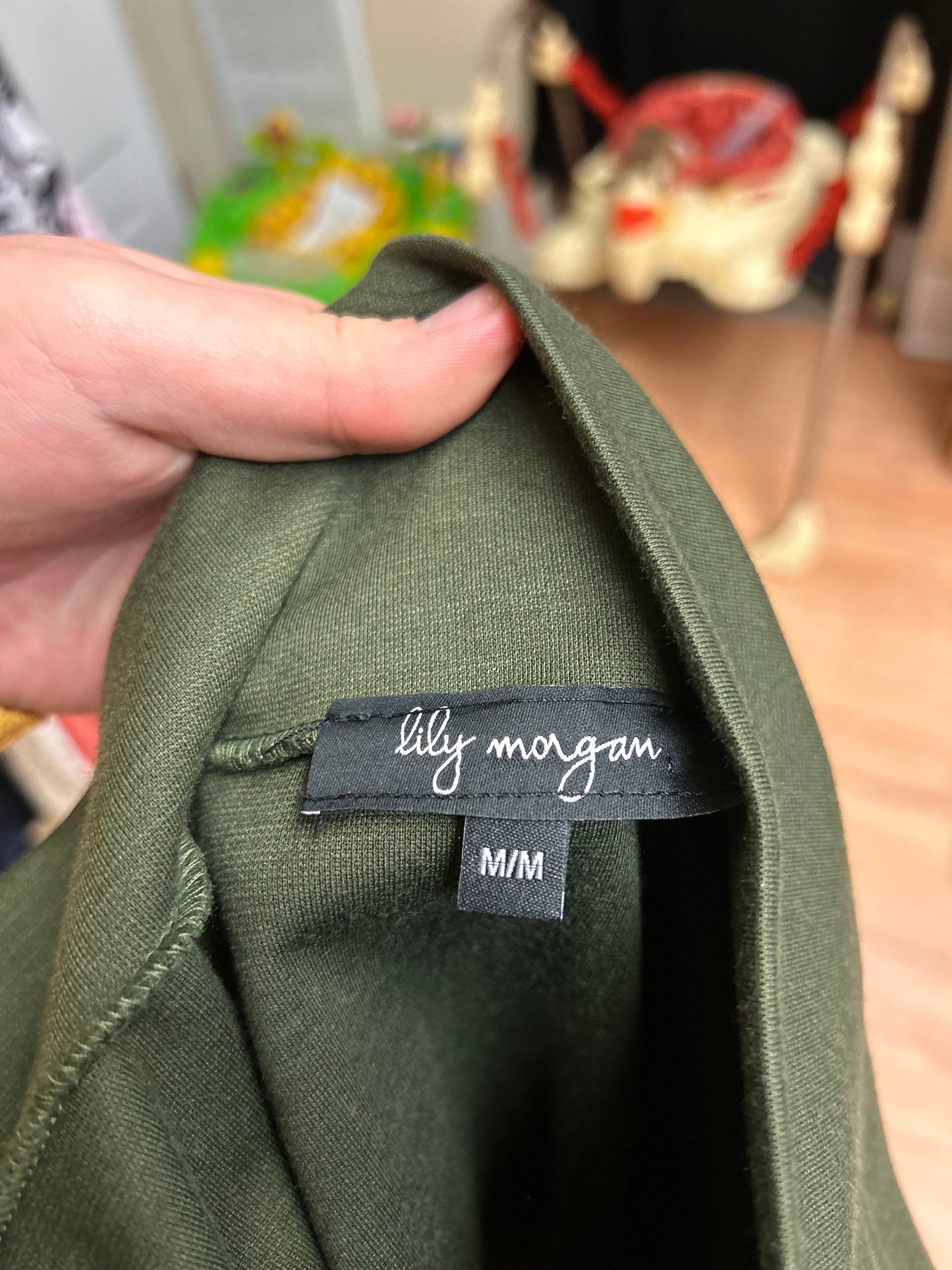 Lily Morgan medium olive green mini skirt