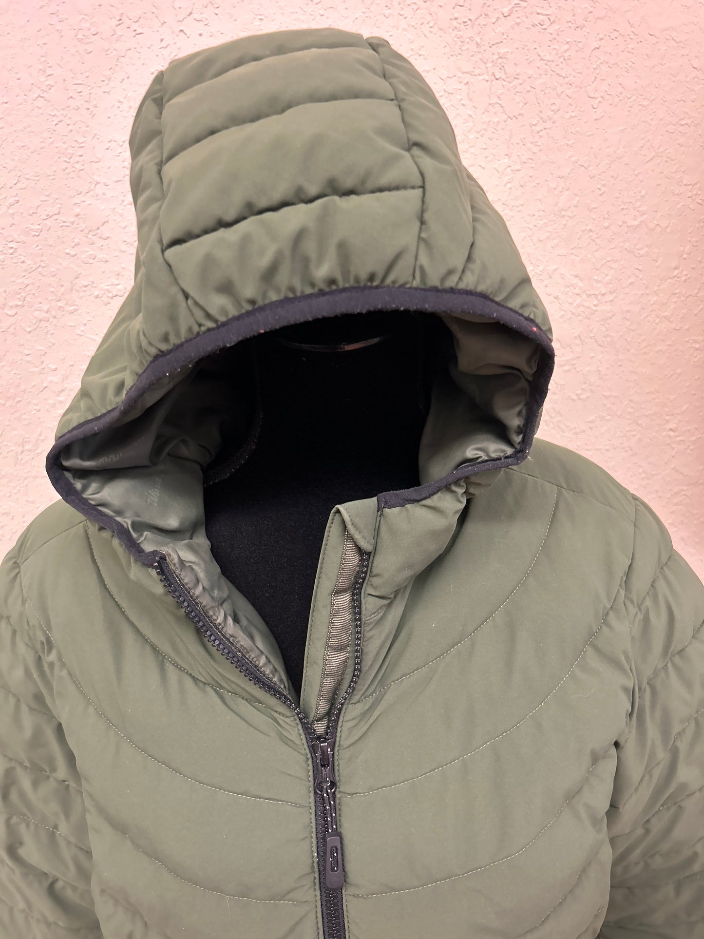 Wind river large green puffer winter jacket