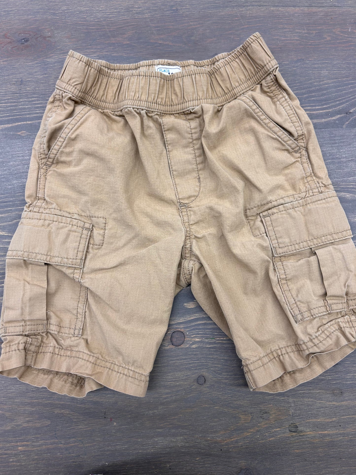 Children’s place 6 tan cargo shorts