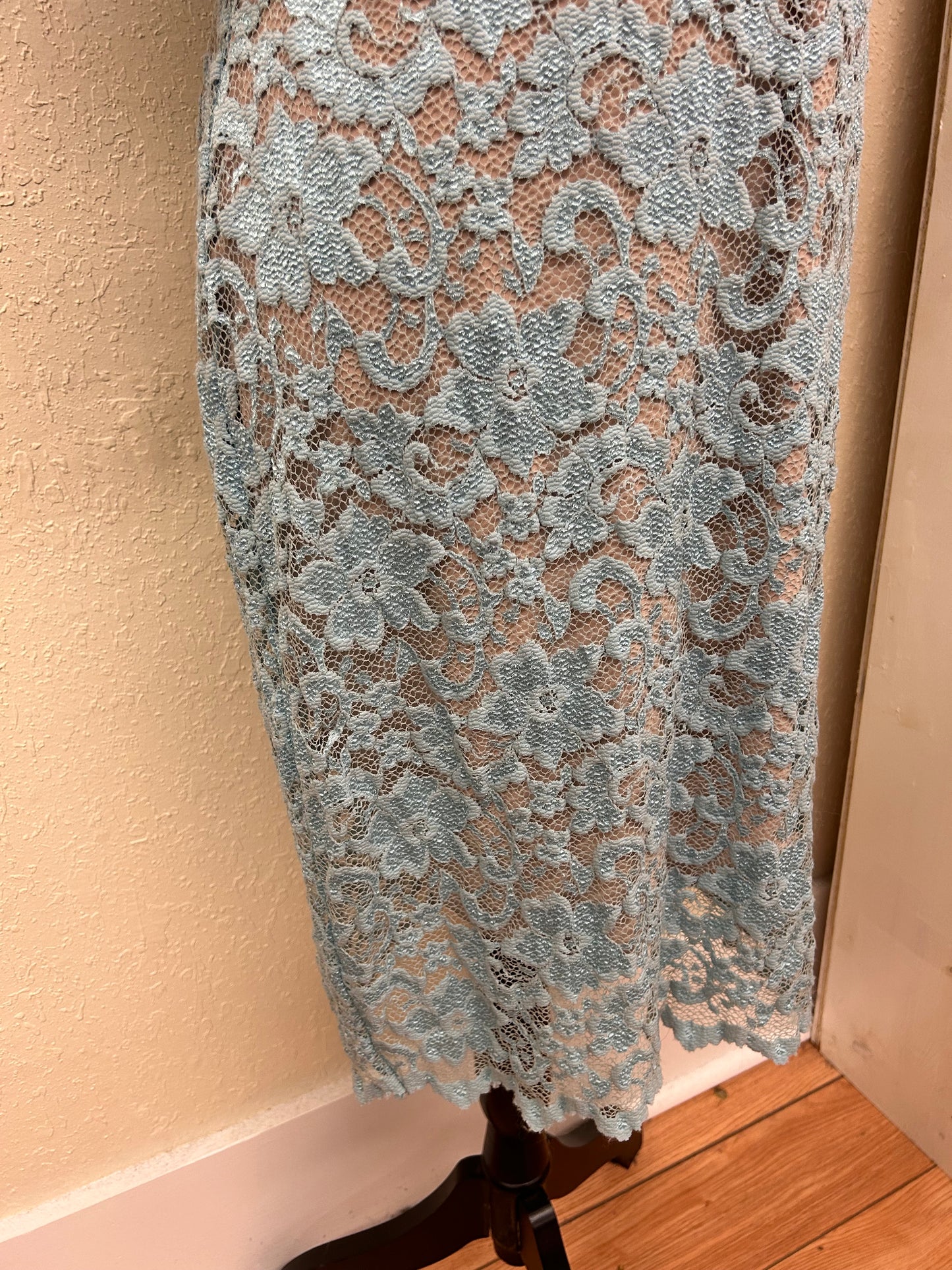 Belle badgley mischka 12 blue lace semi formal dress