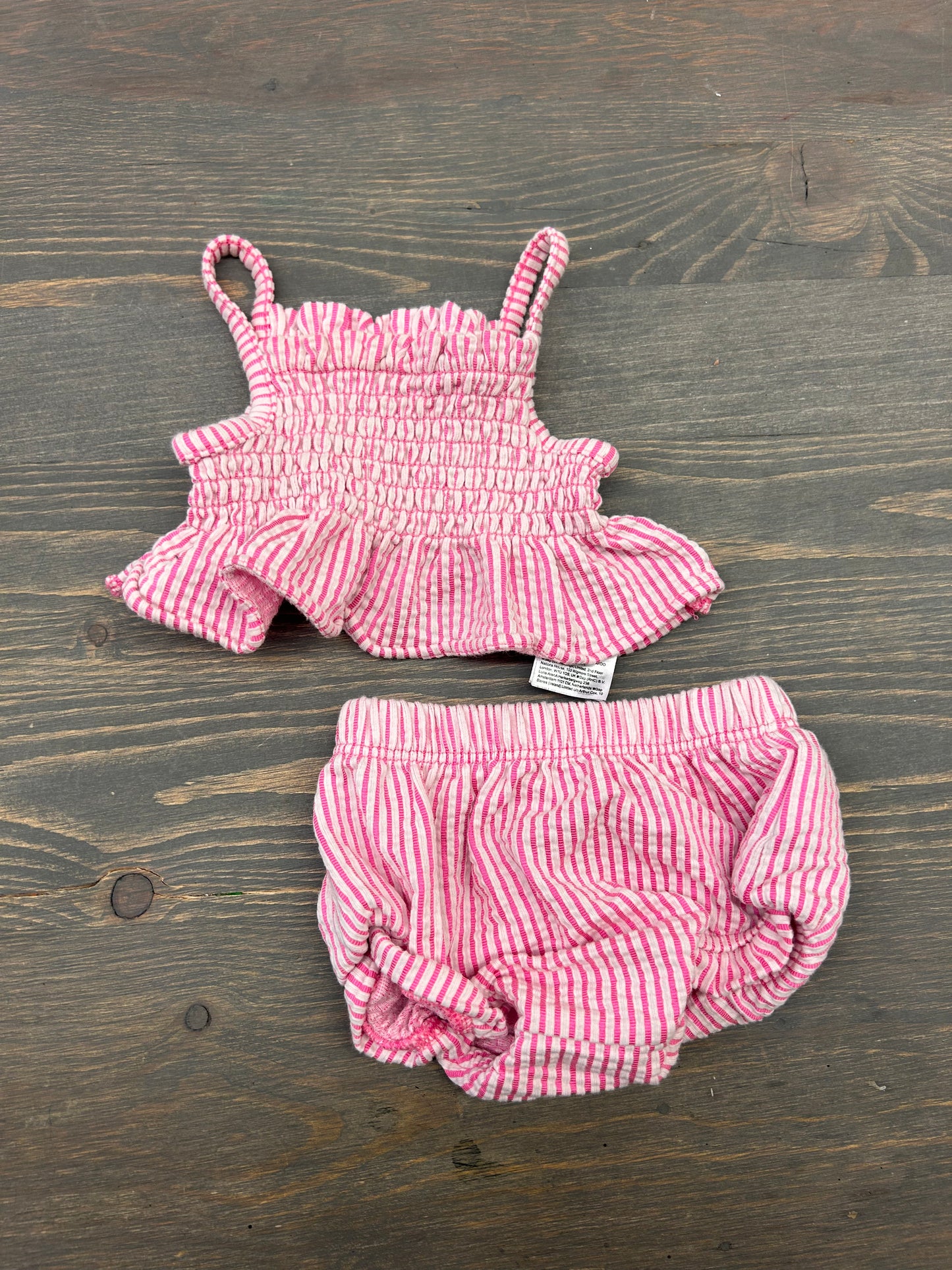 Gap 0/3m pink striped tank & short set