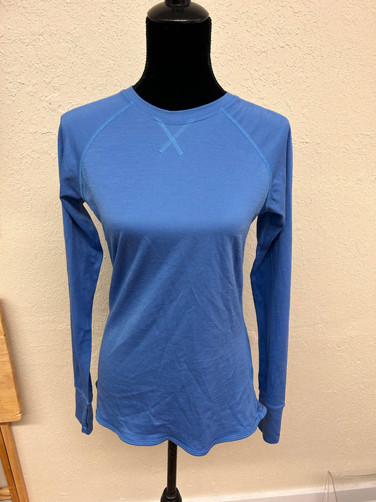 Nike medium blue dry fit long sleeve shirt