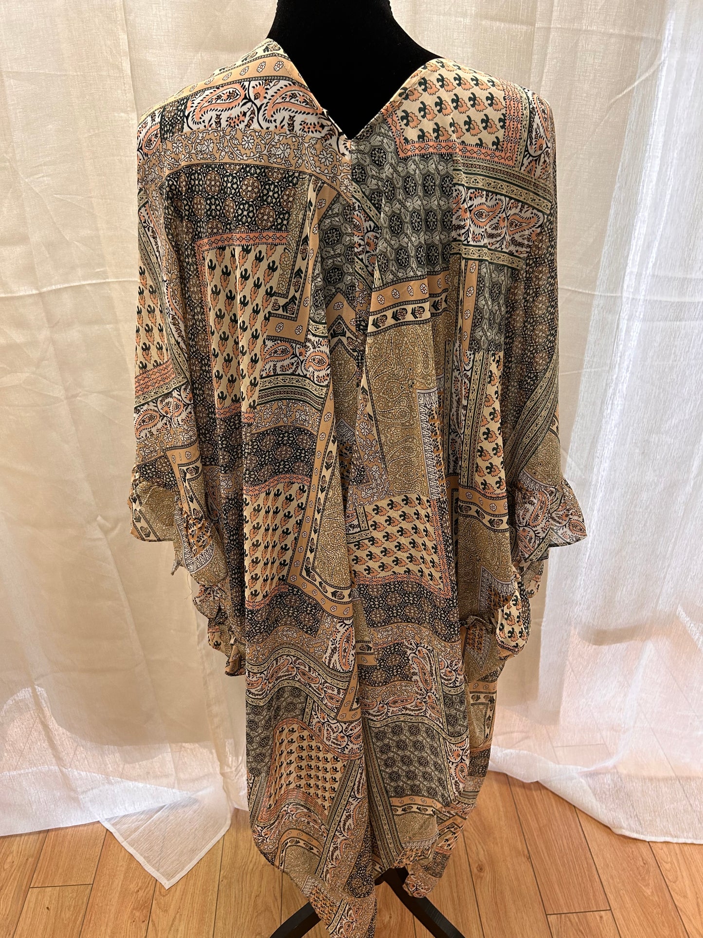 Entro large Patchwork sheer kimono