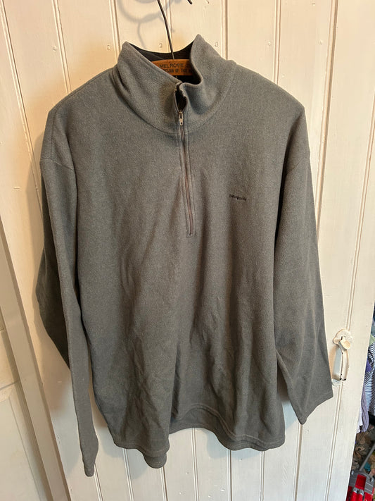 Patagonia men’s Xxl grey quarter zip fleece sweater