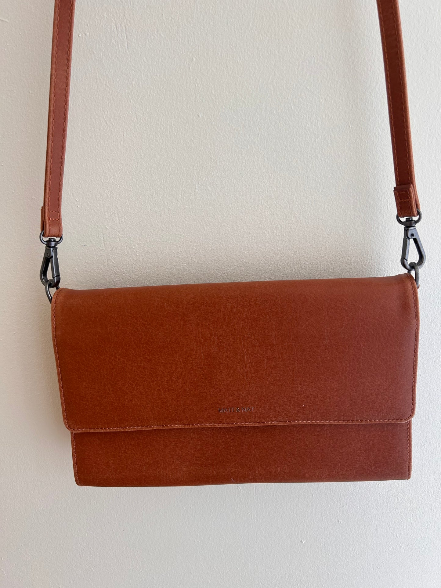 Matt & Nat brown crossbody purse