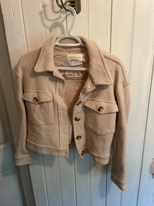 Wilfred free Aritzia large tan cropped wool jacket