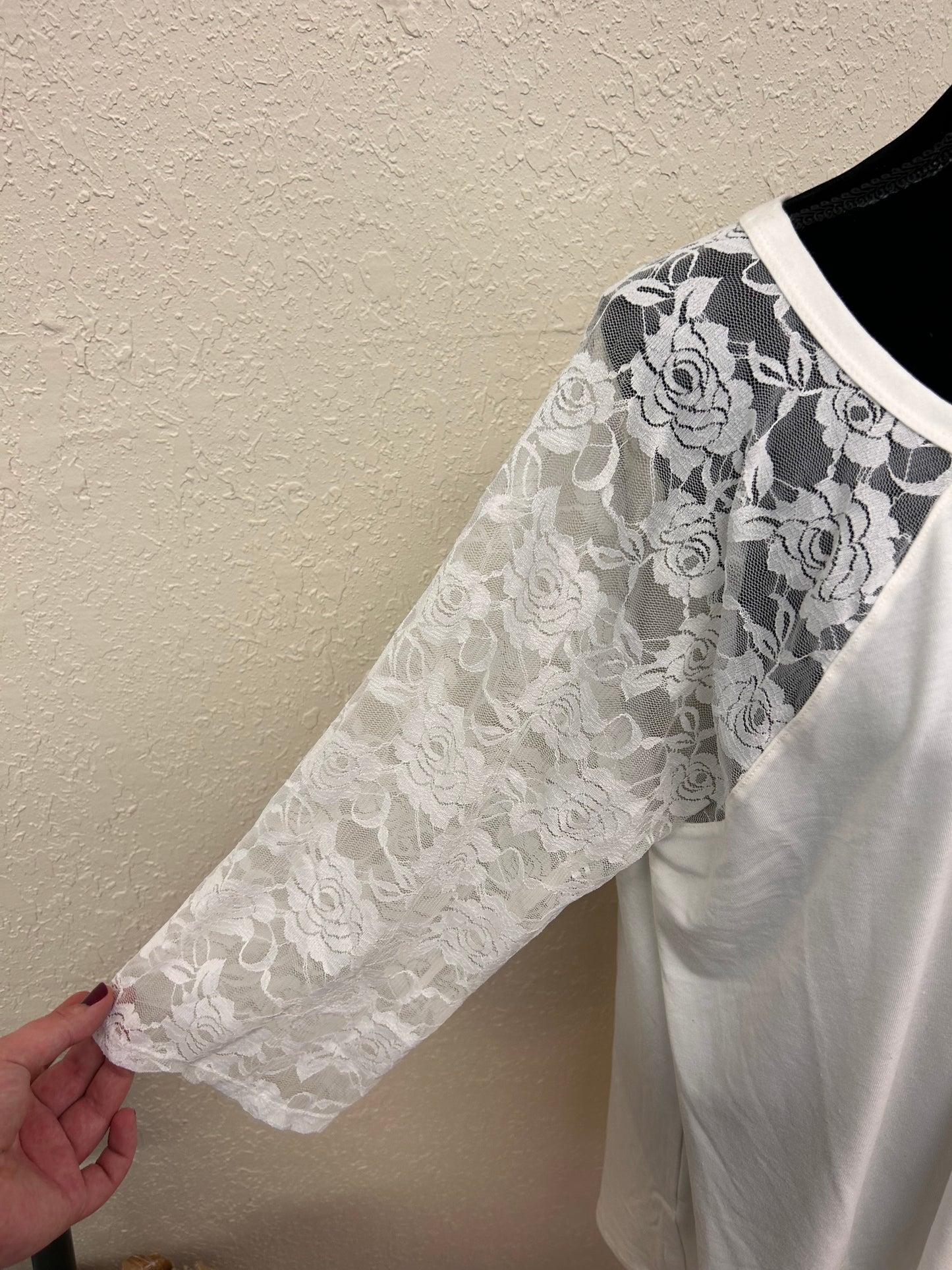 NEW Zenana 3x white lace top