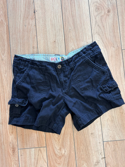 Roxy 7 black cargo style shorts