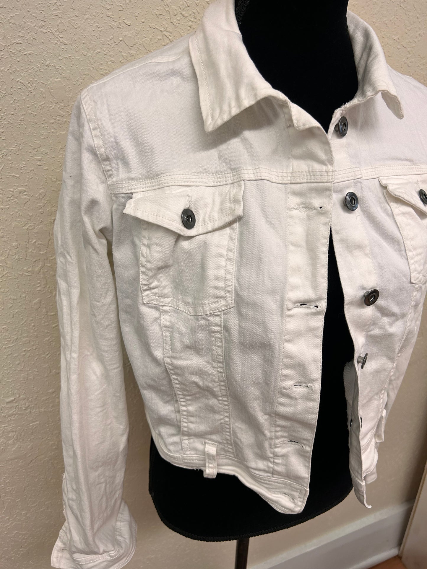 Blue crush xl white denim jacket