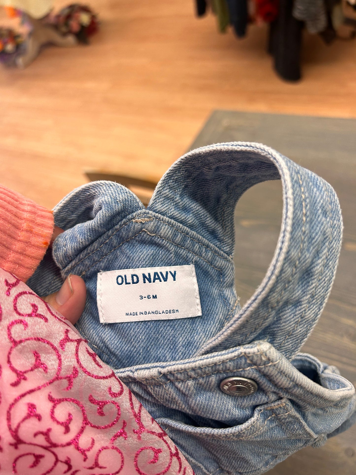 Old navy 3/6m light wash bubble overalls