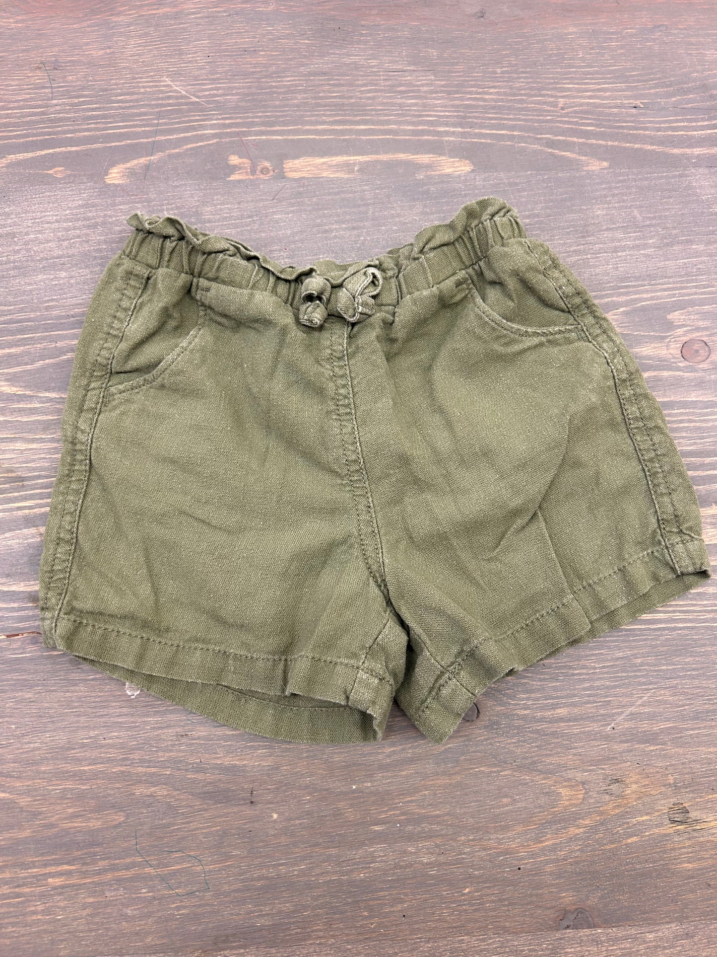 Old navy 4t green shorts