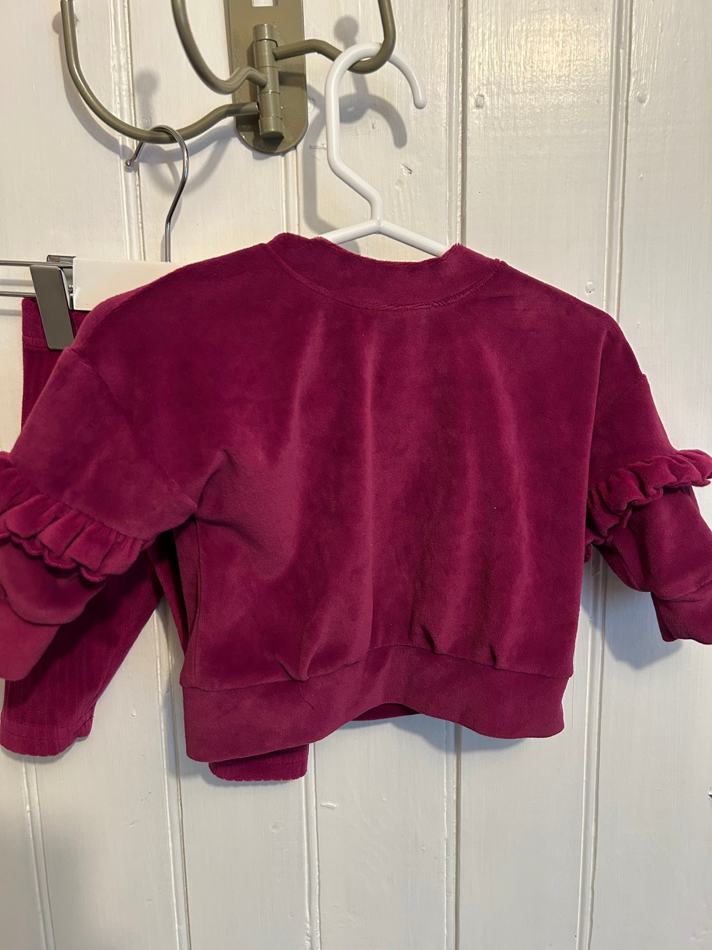 George 0/3m purple velvet sweater set